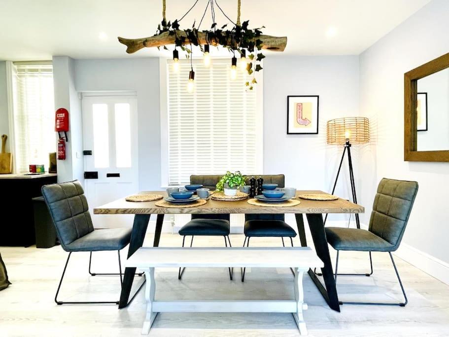 Rookley Villa, 3 Bedroom Family Apartment, Ventnor Εξωτερικό φωτογραφία
