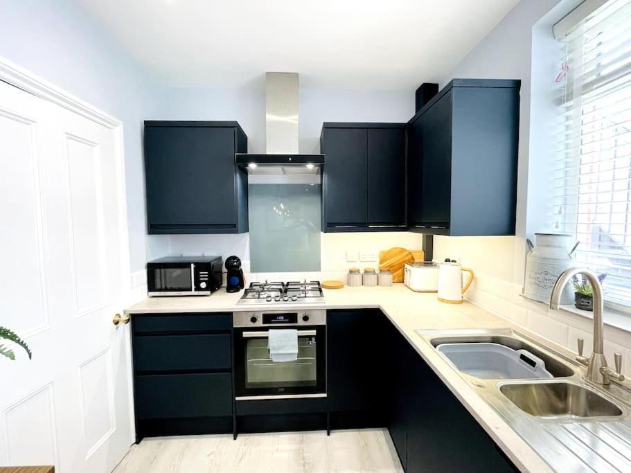 Rookley Villa, 3 Bedroom Family Apartment, Ventnor Εξωτερικό φωτογραφία