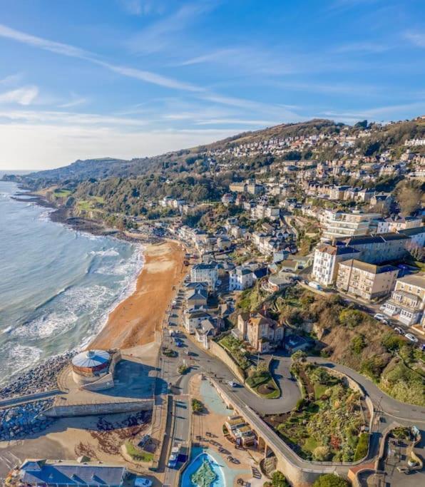 Rookley Villa, 3 Bedroom Family Apartment, Ventnor Εξωτερικό φωτογραφία